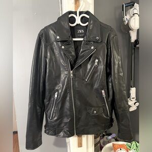 Unisex leather jacket by Zara
